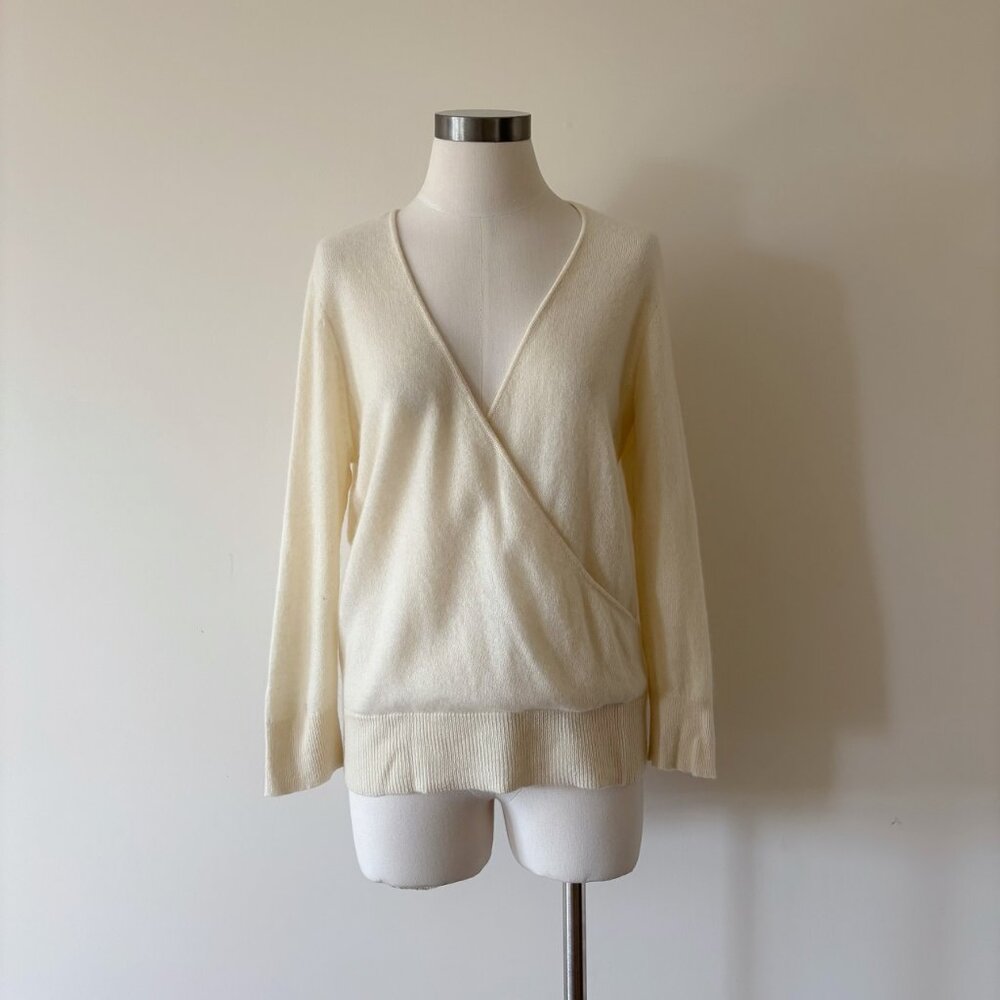 Charter Club cashmere sweater white pullover